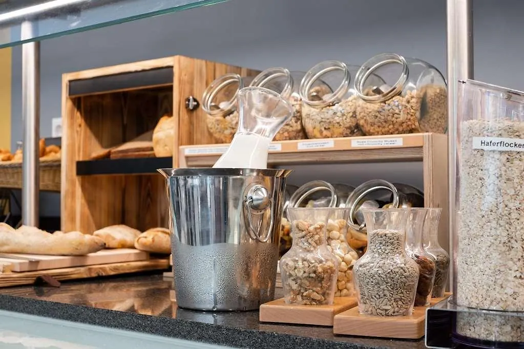***  Star Inn Hotel Premium Hannover, By Quality Germany